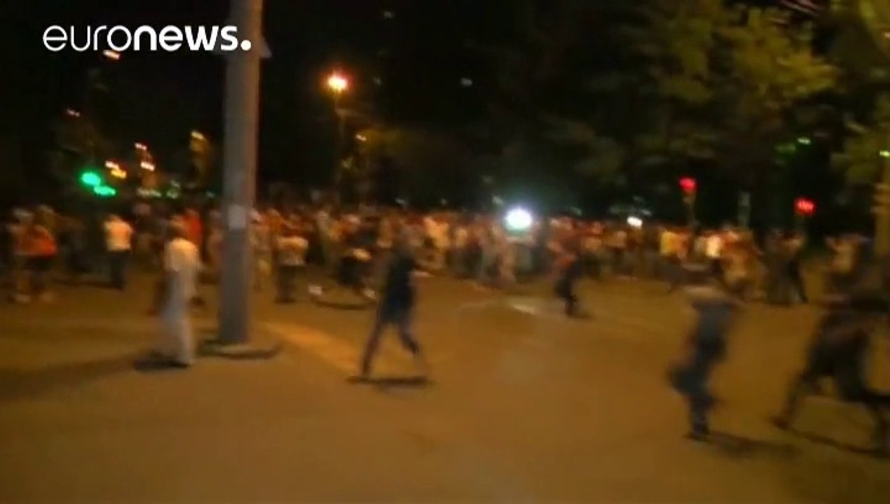 Oppositionsproteste in Armenien: Besetzer einer Polizeistation töten offenbar erneut Polizisten