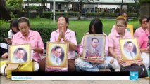 Thailand: hundreds gather at Bangkok hospital for ailing King Bhumibol Adulyadej