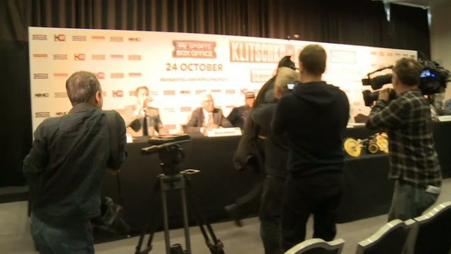 Boxe - Lourds : Tyson Fury abandonne ses titres