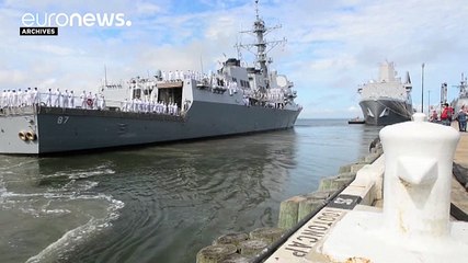 Navio norte-americano alvejado de novo com mísseis ao largo do Iémen