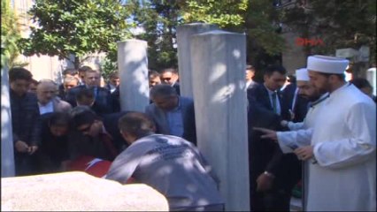 Kemal Unakıtan Son Yolculuğuna Uğurlanıyor