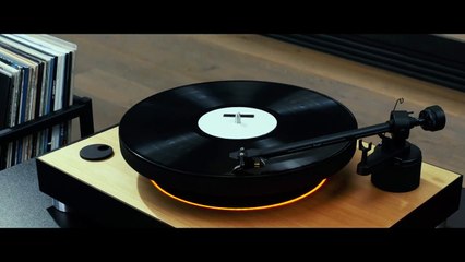 La première platine vinyle en lévitation