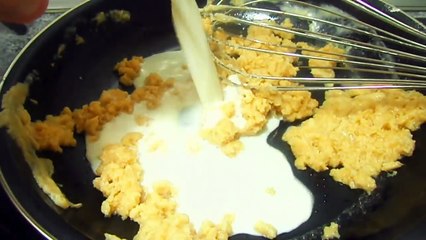 MACARRONES CON BECHAMEL Y QUESO
