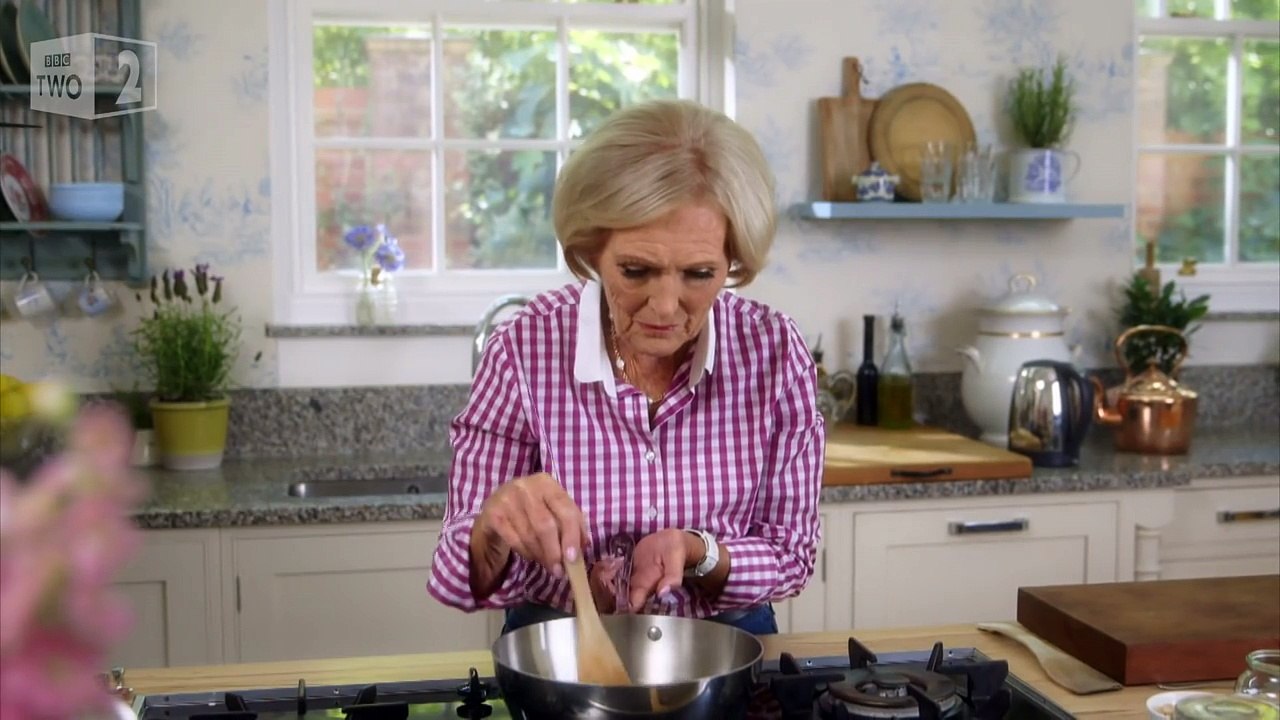 Latte panna cotta recipe - Mary Berry's Foolproof Cooking: Episode 1 Preview - BBC Two