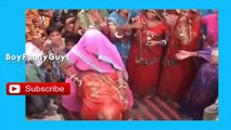 Indian Funny Whatsapp Videos | It happens only in India | Desi Pranks Clips