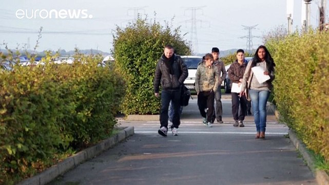 Seis migrantes menores já deixaram a selva de Calais rumo a Londres