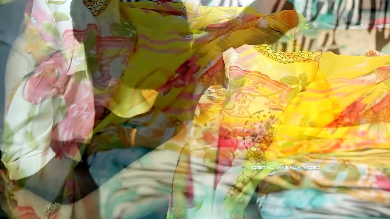 Diya - golden saree