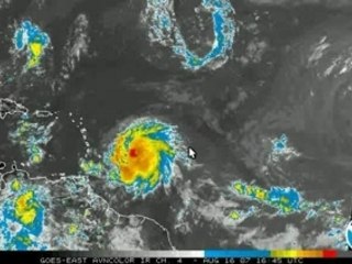 Vidéo du cyclone dean ,passage confirmé sur la Martinique