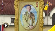 Bhumibol mangkat, Putera Vajiralongkorn bakal ditabal raja