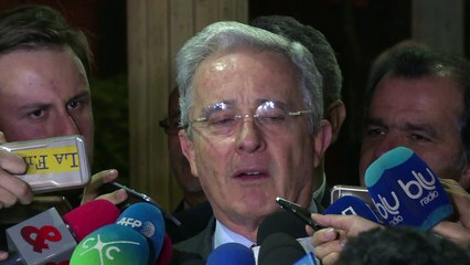 Uribe califica de “positiva” extensión de cese al fuego con FARC