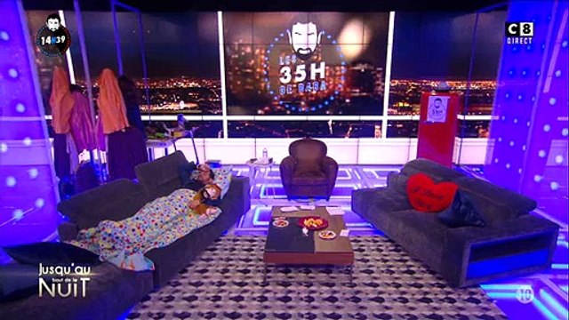 35h de Baba: A 4h30, cette nuit, Cyril Hanouna s'endort en direct devant les caméras de C8