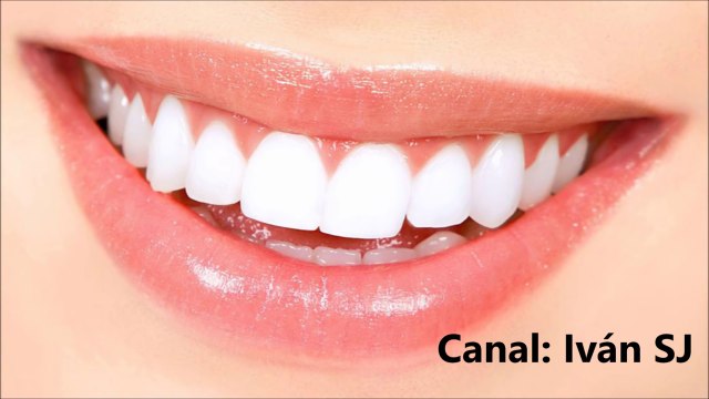 Eliminar el sarro y blanquear tus dientes en 15 minutos con esta receta