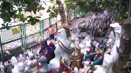 Unwanted gods find new home in Hong Kong