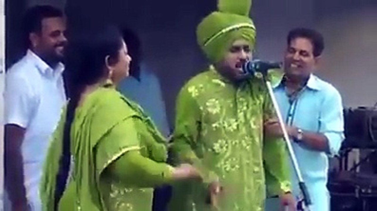 Sharabi Singer