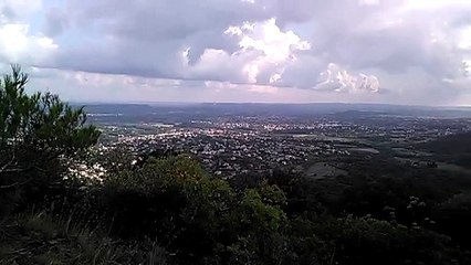 Point de vue / Plaine d'Alès  et Cévennes / Depuis le sommet de Saint Germain de Montaigu (Ruine) 1ere venue sur le site