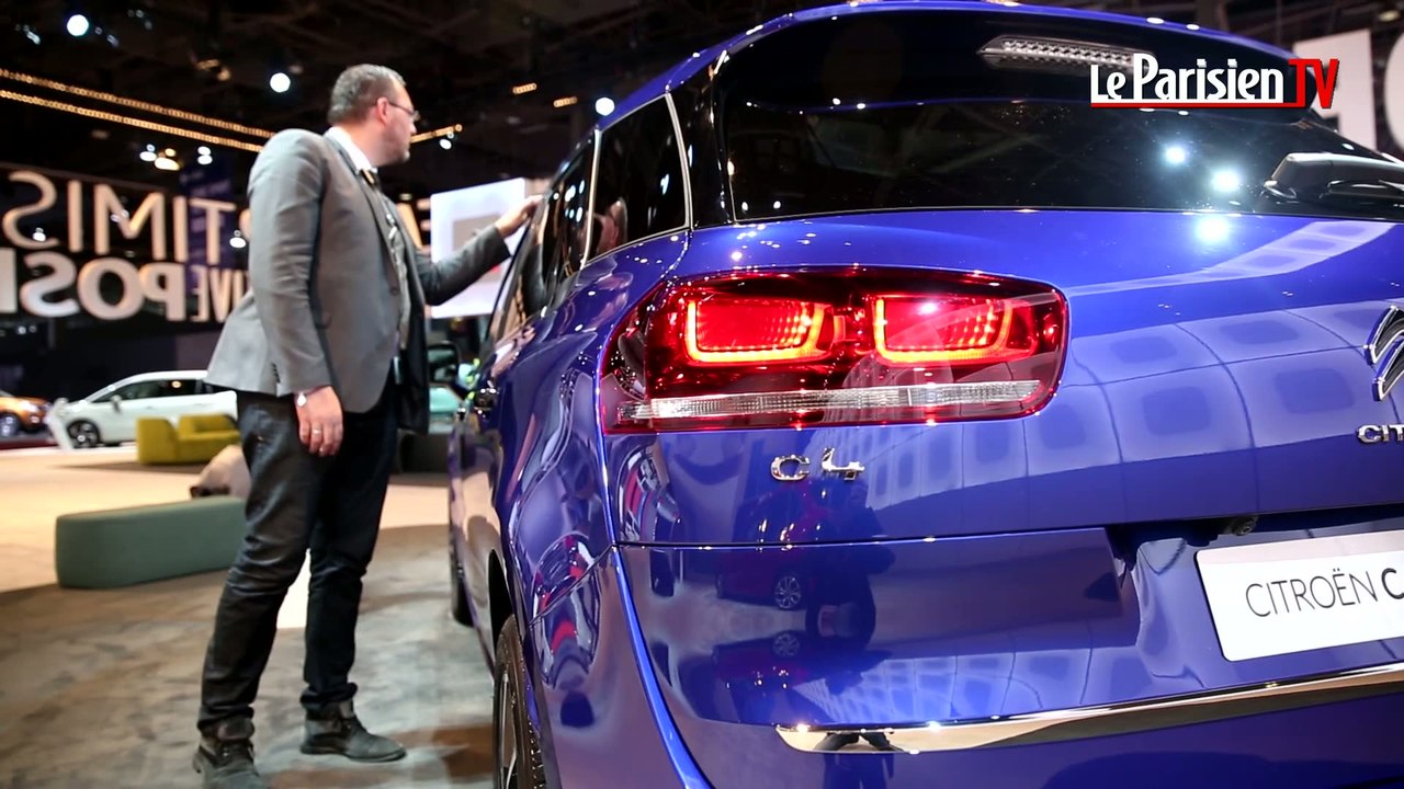 Mondial de l’Automobile : à la rencontre des « soigneurs » de voitures