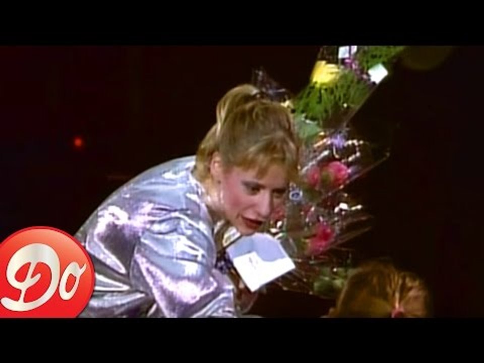 Dorothée au Zénith : Maman, final du concert (LIVE)