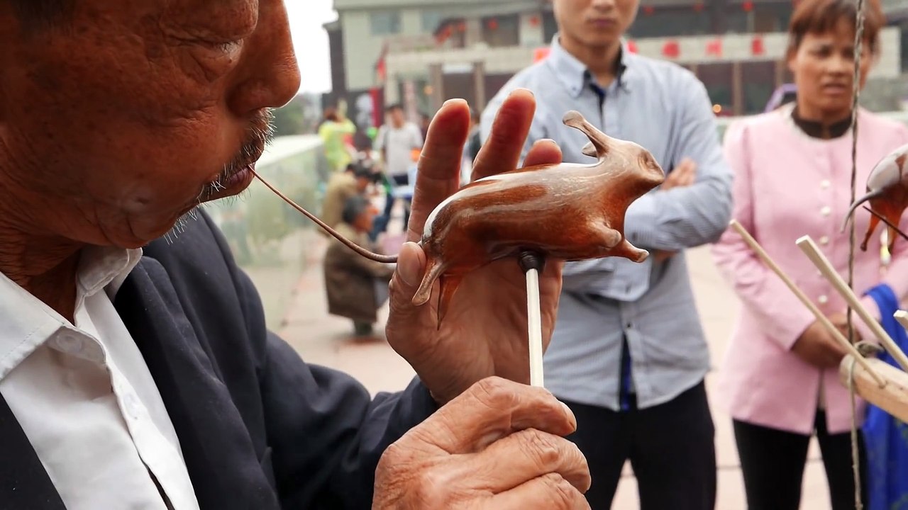 Chinese Sugar Candy Art Blowing Animals  Bunny and Chicken