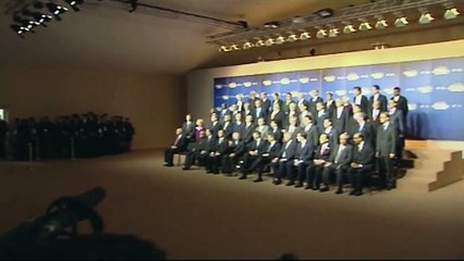 HyperNormalisation trailer (by Adam Curtis)