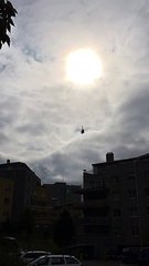 Il se fait livrer sa piscine en… hélicoptère !