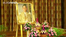 سوگواری مردم تایلند برای مرگ پادشاه