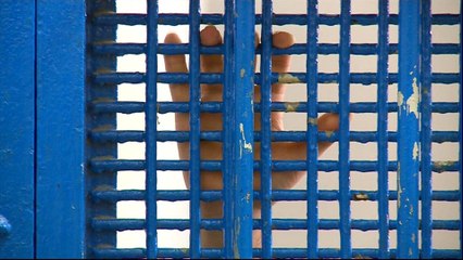 Crime spirals amid Israeli siege of Gaza