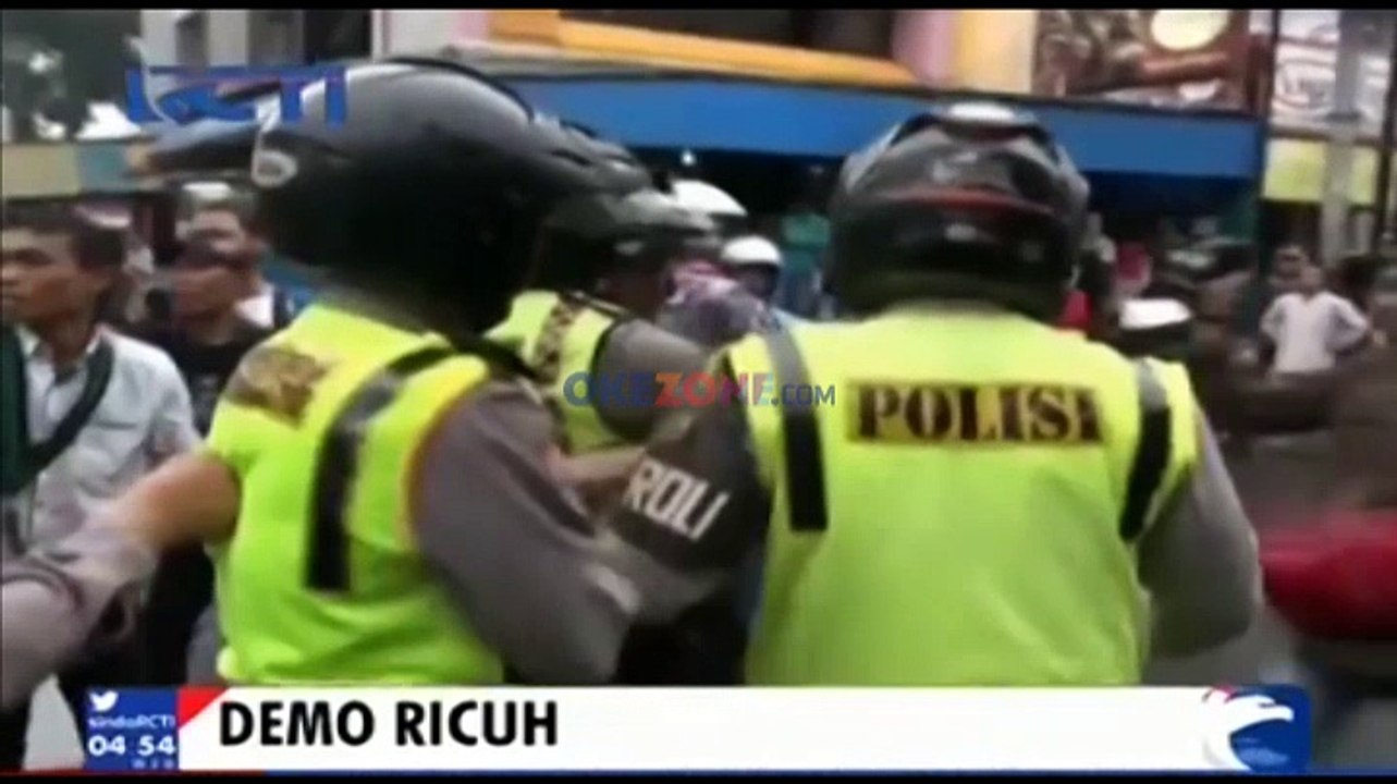 Demo HMI Tuntut Ahok Berlangsung Ricuh