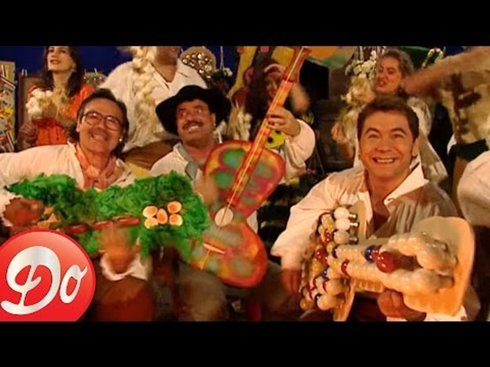 Les Musclés : Lolaï, il attend que sa guitare s...