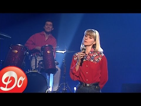 Dorothée : Un jour on se retrouvera, générique de Sophie et Virginie (Clip officiel)