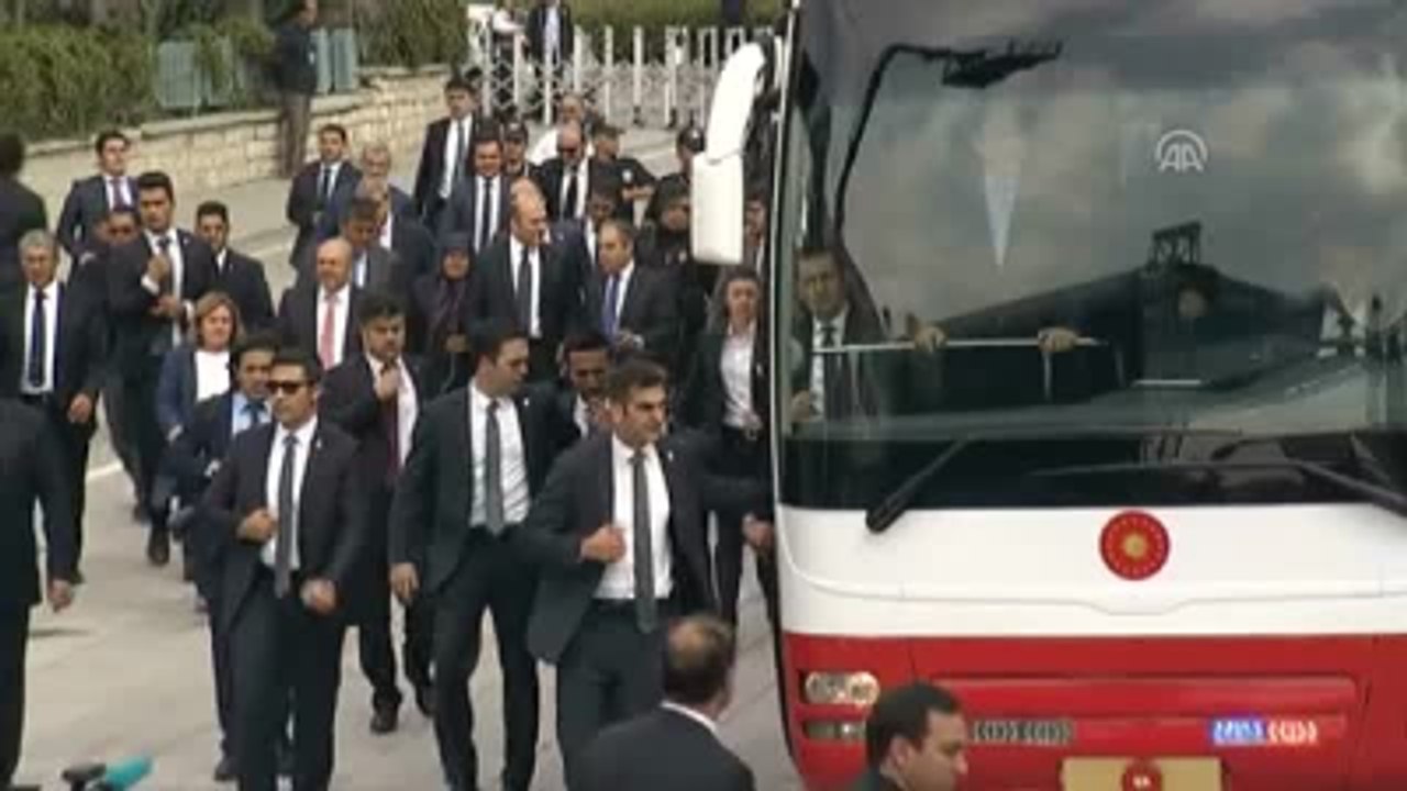 Davutoğlu: "Bu Ülkeye Doğru Gelen Her Tehlikeyi Bertaraf Edecek Güç ve Kudret Bizde Mevcuttur"