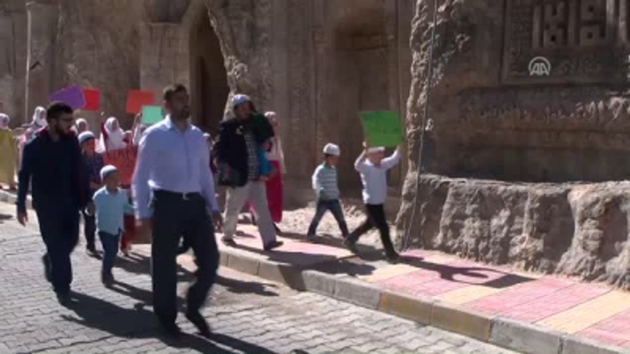 Hayat Namaz Ile Güzel" Programı