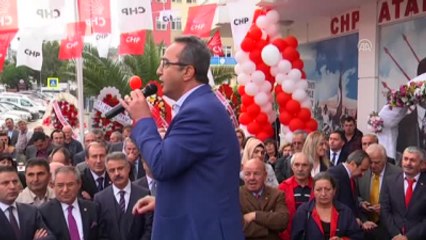 Tezcan: "Bu Girişimle Mücadele Etmenin Yolu Demokrasiyi Büyütmekten Geçer"