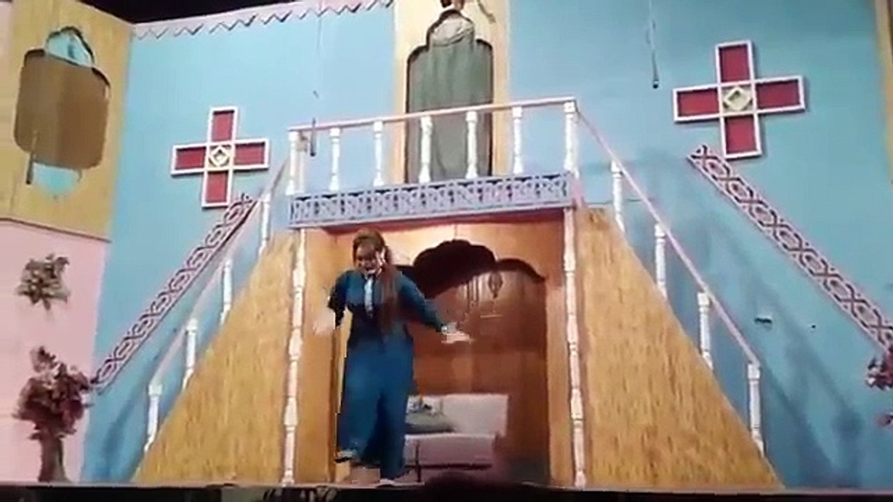 mujra dance new     must watch