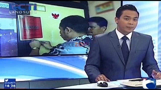 Mahasiswa Segel KPU Sulawesi Tenggara