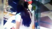 58.Beautiful Woman Thief Caught CCTV When Steal at Flower Shop