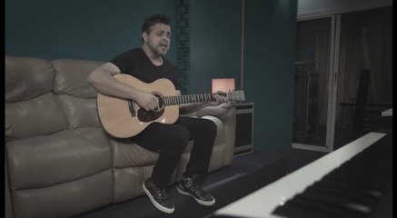 Un grupo de músicos invita a latinos a votar en elecciones