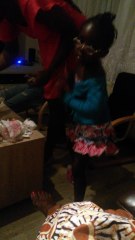 Mara Julie aan het dansen