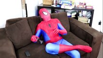 SPIDERMAN PIZZA PRANK! Spider-man Funny Pizza Delivery Superhero Jokes for Kids