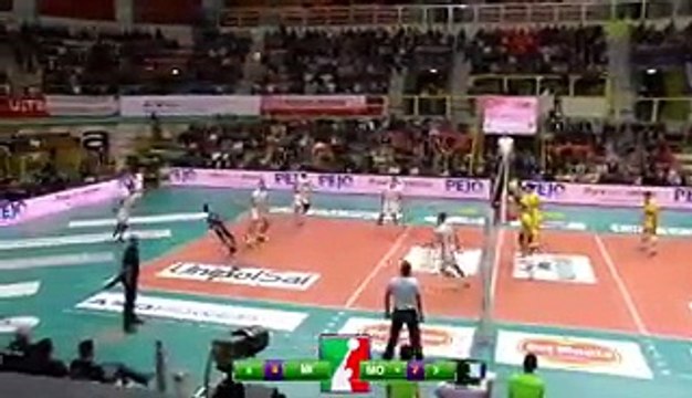 La superbe feinte d’Earvin Ngapeth pour marquer un point