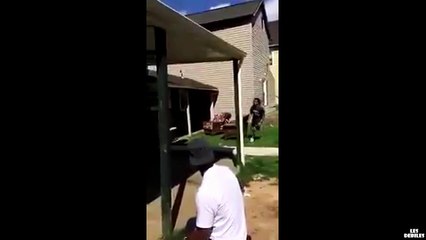 Un joli dunk durant une partie de Beer Pong