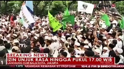 Balai Kota Berubah Jadi Lautan Putih