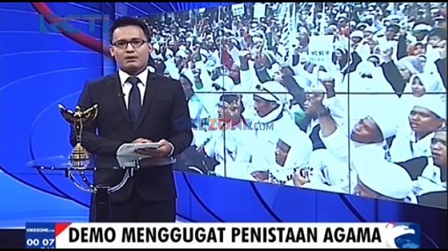 Ribuan Massa Tumpah ke Jalan Demo Gugat Penistaan Agama
