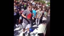 La hype d'un enfant qui fait du diabolo!