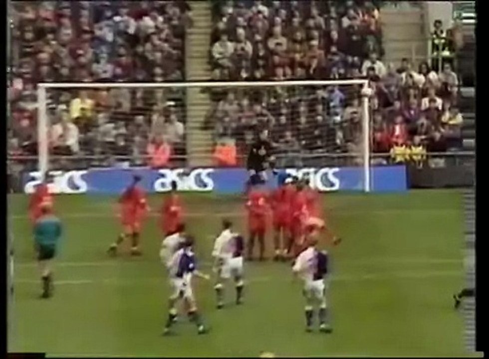 FIFA Soccer 95 Sega Mega Drive UK TV Commercial (1994)