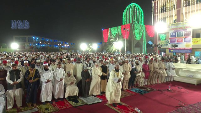 Salat-ul-Traveeh at Minhaj-ul Quran-Itikaf 2016