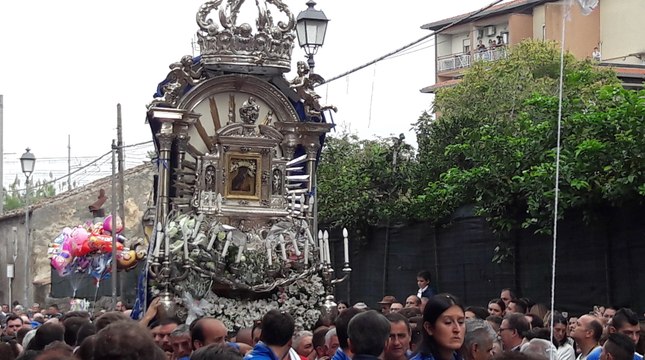 Casaluce (CE) - Madonna di Casaluce, il passaggio del Simulacro (15.10.16)