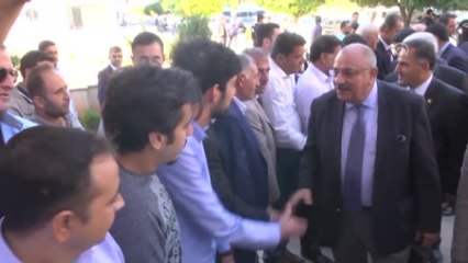 Türkeş: "Eller Her Yeri Karıştırmak Ister"