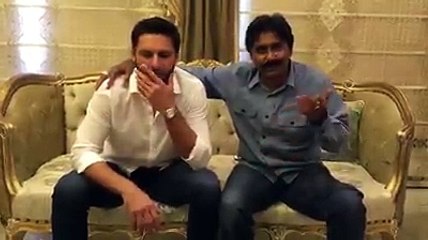 Javed Miandad & Shahid Afridi Settle Dispute With Sweets in Karachi Meeting