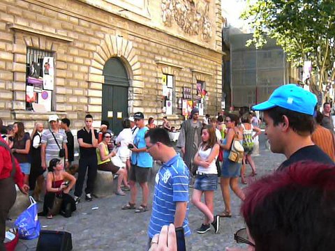 Avignon 07 2010 Danseur de claquettes pendant le festival