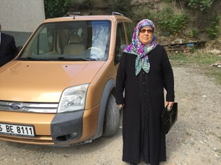 Görme Engelli Eşine 42 Yıldır "Şoförlük" Yapıyor